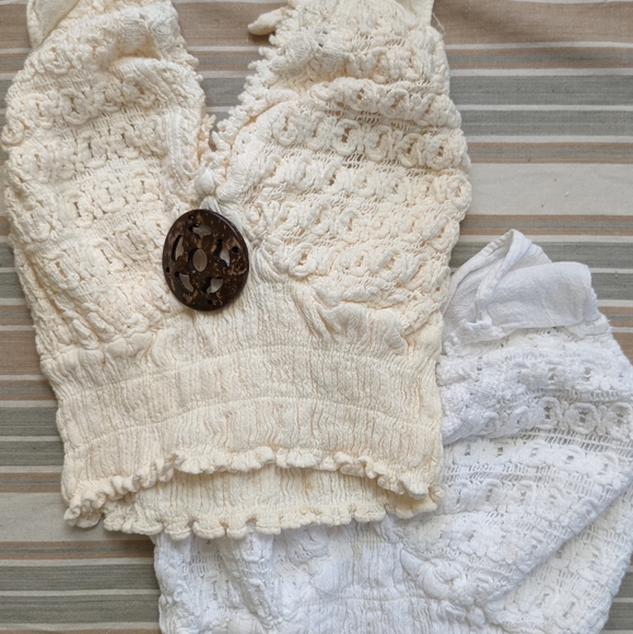 Halter crop tops - pair - Picture 2 of 4